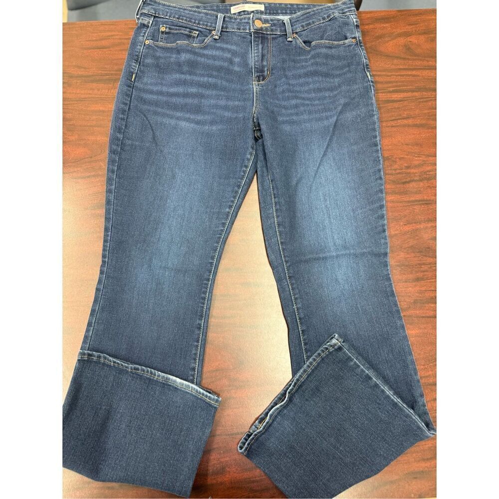 Levi’s Signature Mid-Rise Bootcut Dark Wash Jeans Size 12 Long